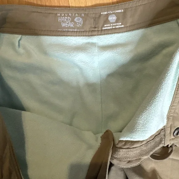 Mountain Hardwear Women's Pants in Tan and Blue - Picture 6 of 7